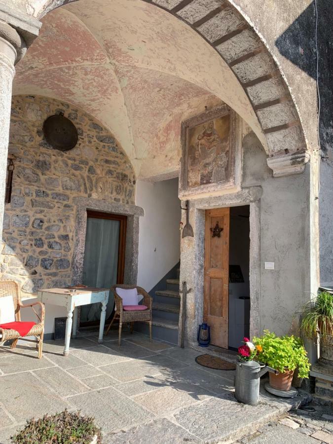 Cá del Mecolo Lago di Como Castiglione dʼIntelvi Esterno foto